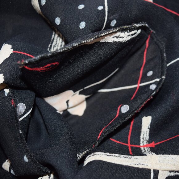 Alfred Dunner Collared Long Sleeve, Button Front Blouse, Size 18 - Picture 14 of 15